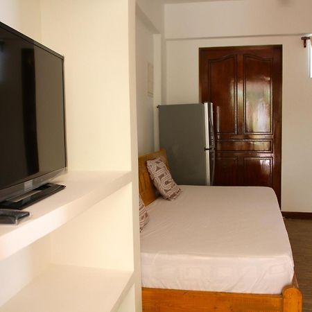 Wind Rider'S Inn Balabag  Habitación foto